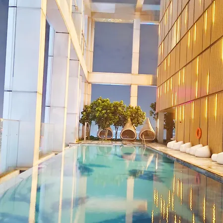 Tropicana The Residence Klcc By Rooftop Skypool